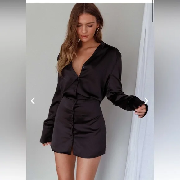 Selfie Leslie | Dresses | Selfie Leslie Black Dress Size Small | Poshmark